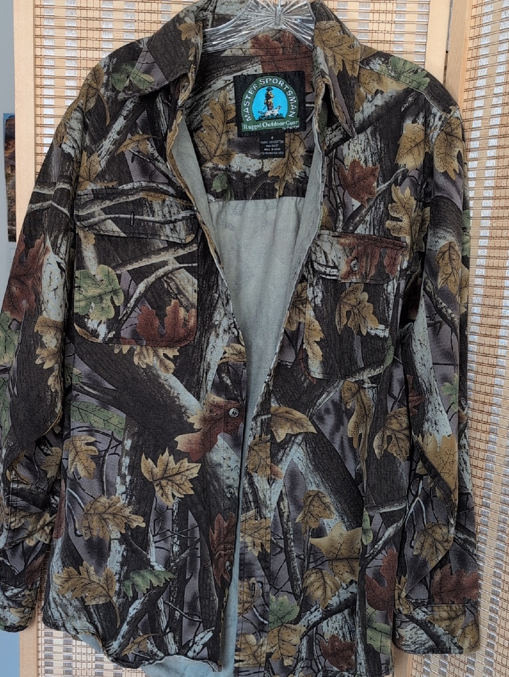 Vintage Master Sportsman Realtree-Style Camo Button-Up Shirt Jacket
